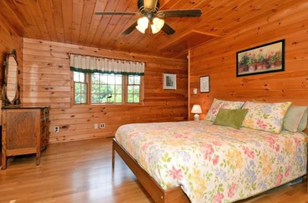 17 Knoll Road Wenham, MA 01984 - Photo 3 of 22 Gallery Image 3