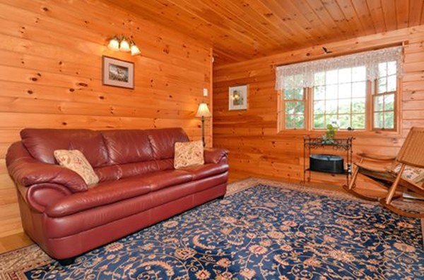 17 Knoll Road Wenham, MA 01984 - Photo 7 of 22 Gallery Image 7