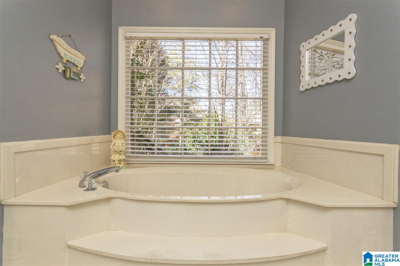 1416 Eden Ridge Circle Birmingham, AL 35244 - Photo 31 of 47