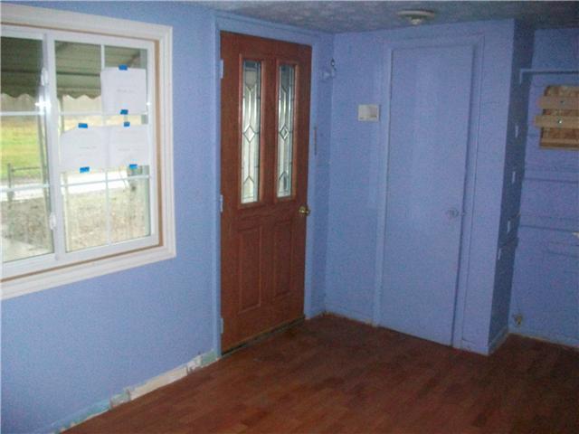 4747 Groves Road Columbus, OH 43232 - Photo 5 of 10 Gallery Image 5