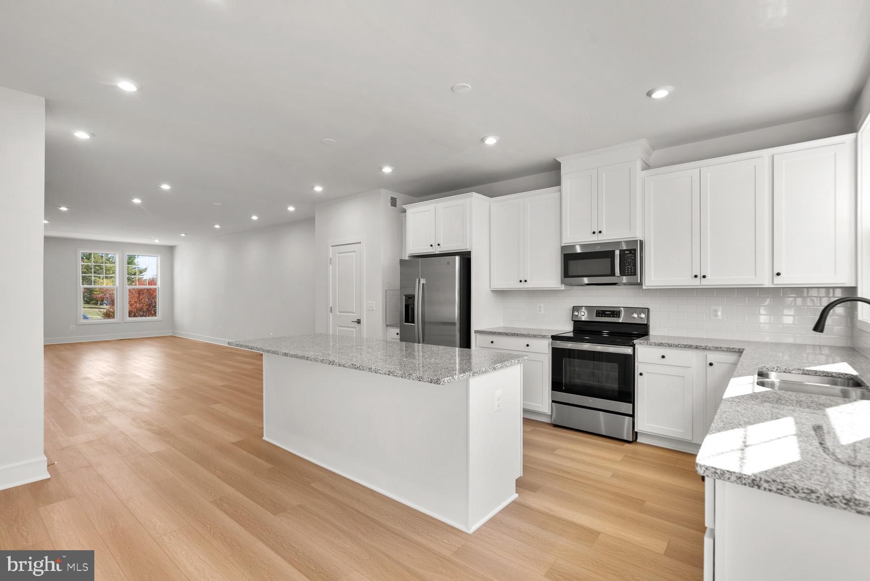 4254 Frost Street Marshall, VA 20115 - Photo 11 of 27