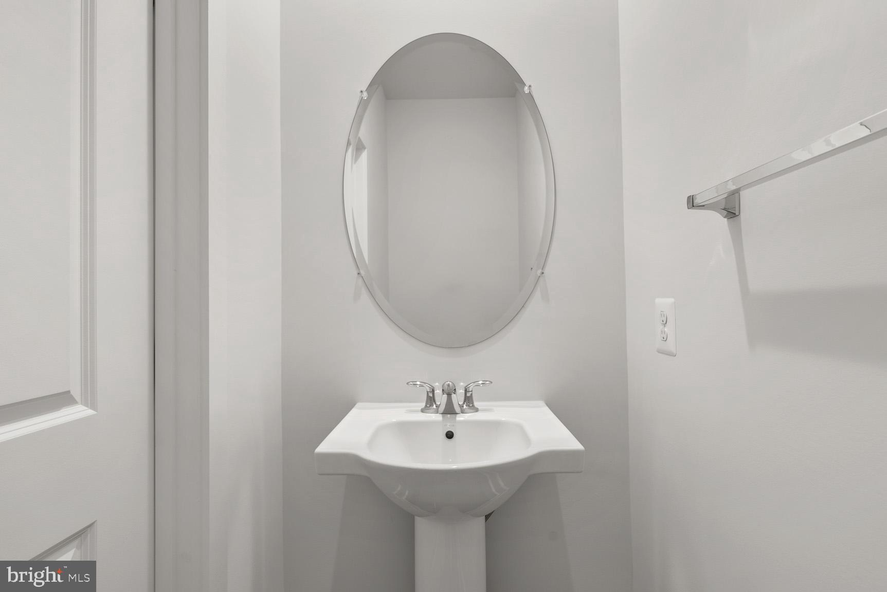 4254 Frost Street Marshall, VA 20115 - Photo 14 of 27