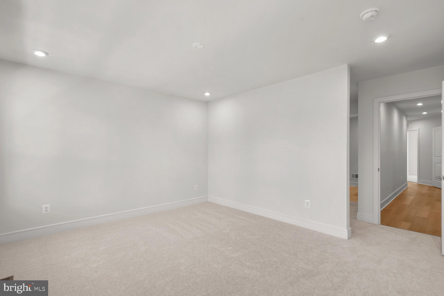 4254 Frost Street Marshall, VA 20115 - Photo 18 of 27