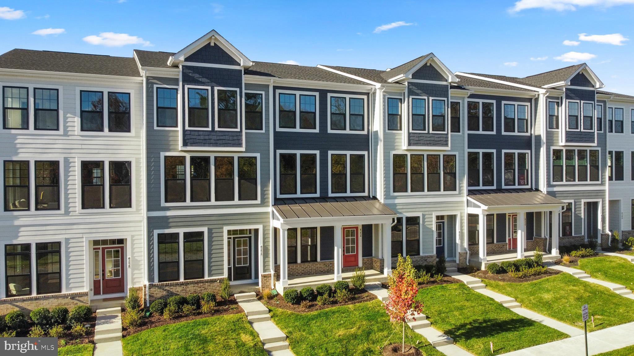 4254 Frost Street Marshall, VA 20115 - Photo 2 of 27