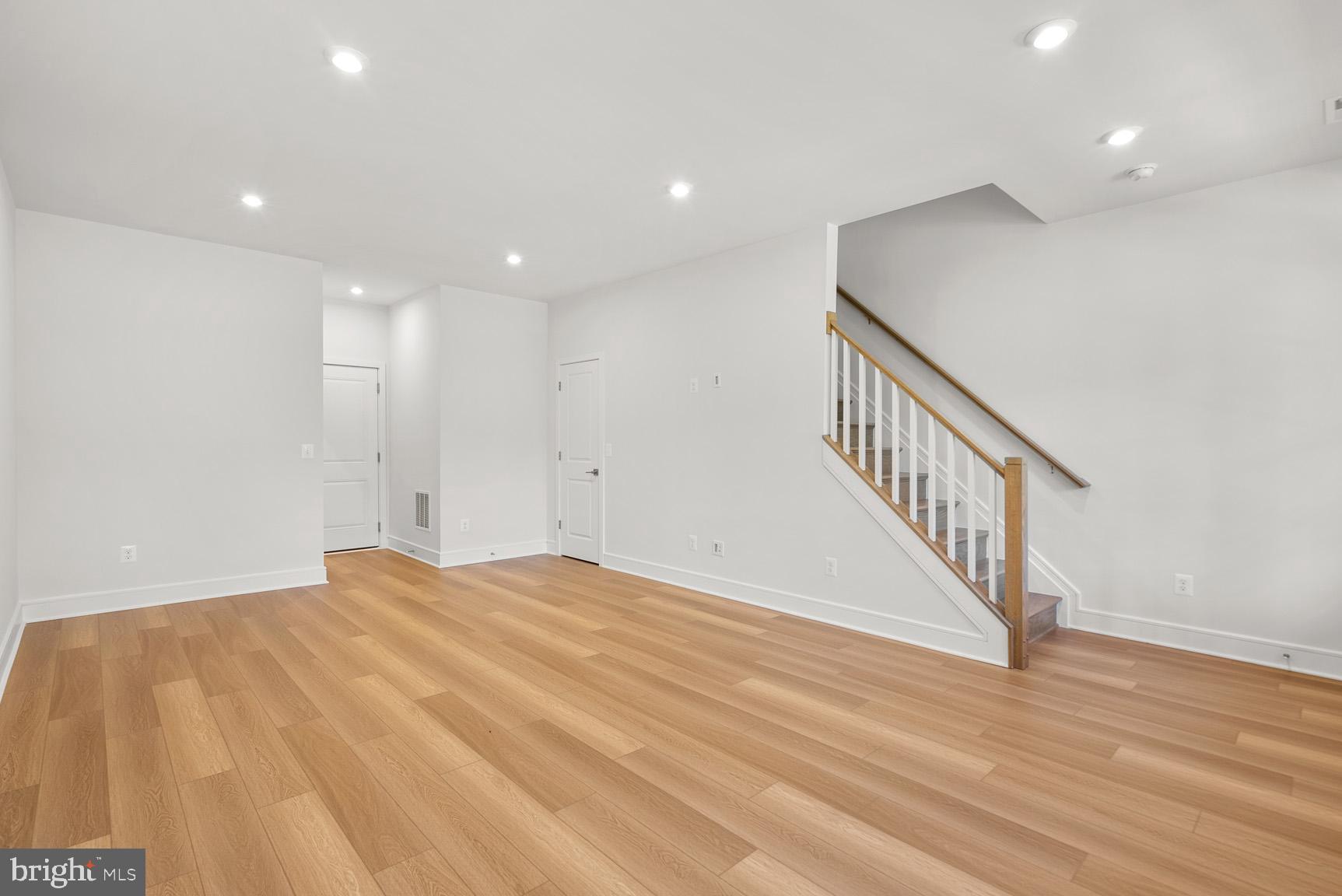 4254 Frost Street Marshall, VA 20115 - Photo 5 of 27