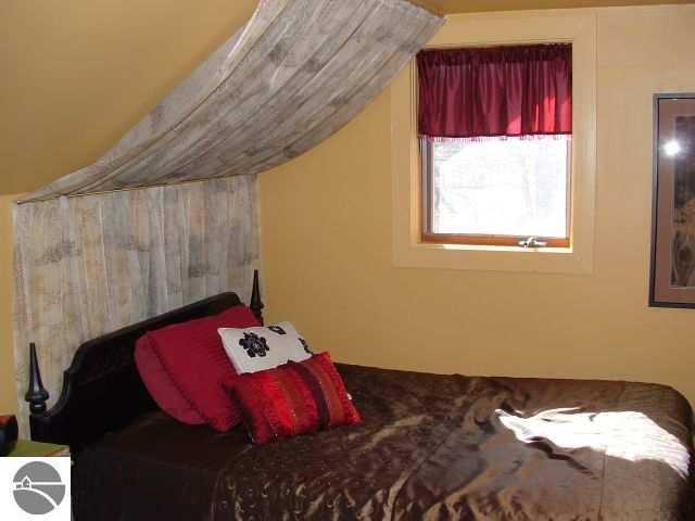 4049 Five Mile Road Traverse City, MI 49686 - Photo 17 of 17 1748846-16.JPG