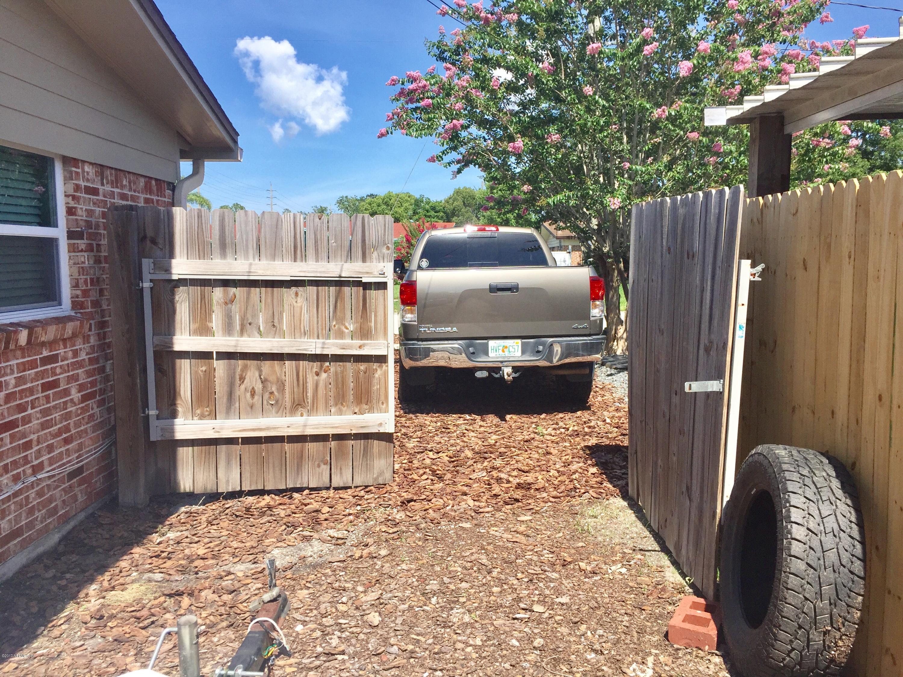 4018 Dayrl Road Jacksonville, FL 32207 - Photo 21 of 21 4018 DAYRL DOUBLE GATES