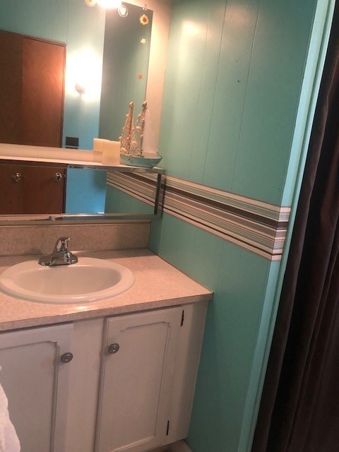 962 River Road Bay City, MI 48708 - Photo 12 of 30
