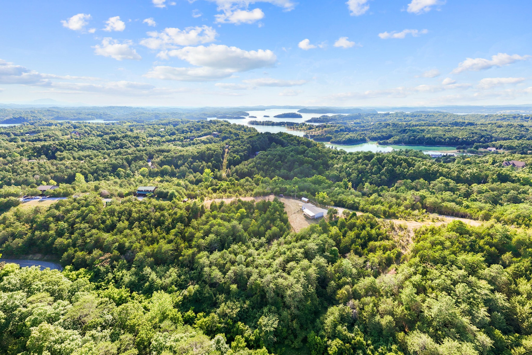 2710 Buck Horn Road Sevierville, TN 37876 - Photo 6 of 40 Gallery Image 6