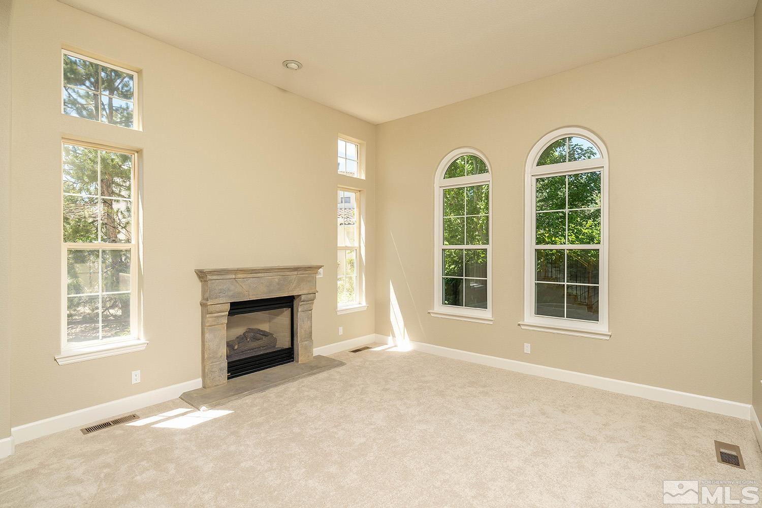 2978 Roundrock Court Reno, NV 89511 - Photo 7 of 40 Photo 7