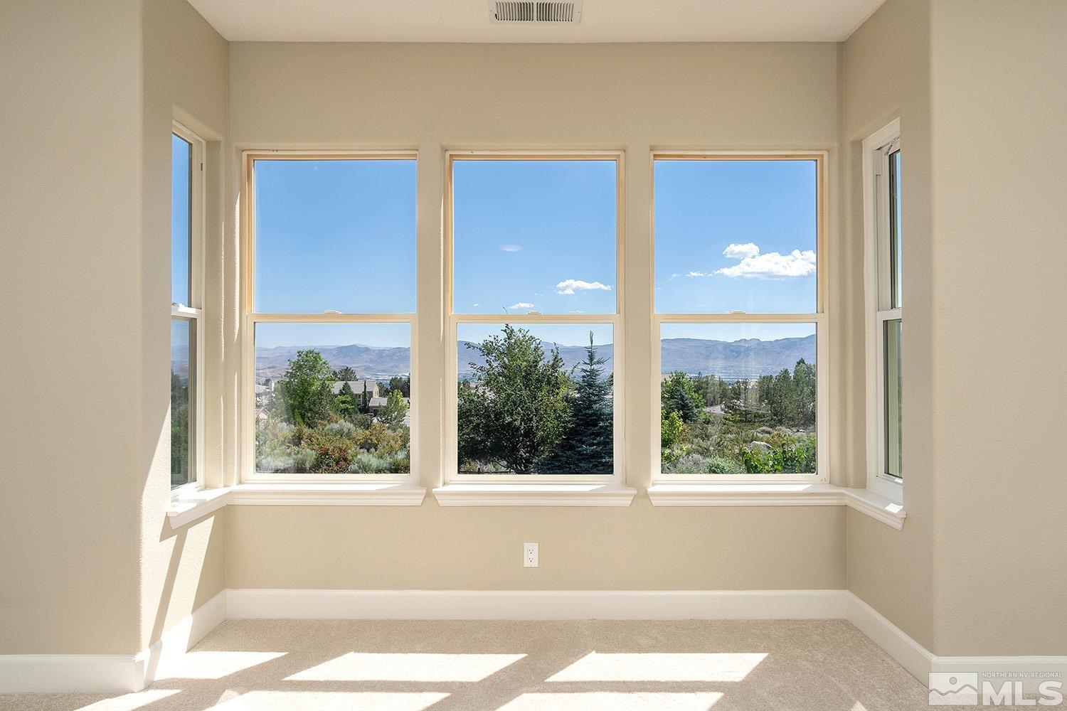 2978 Roundrock Court Reno, NV 89511 - Photo 9 of 40 Photo 9