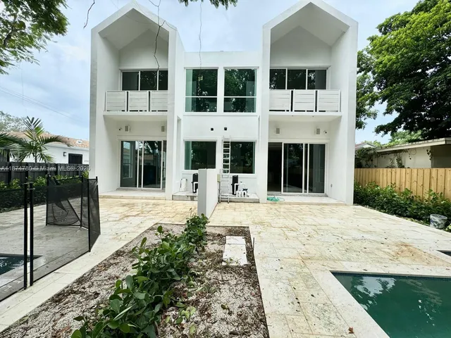 $1,200,000 | 5728 Northwest 5th Court, Unit TH1, Miami, FL 33127
