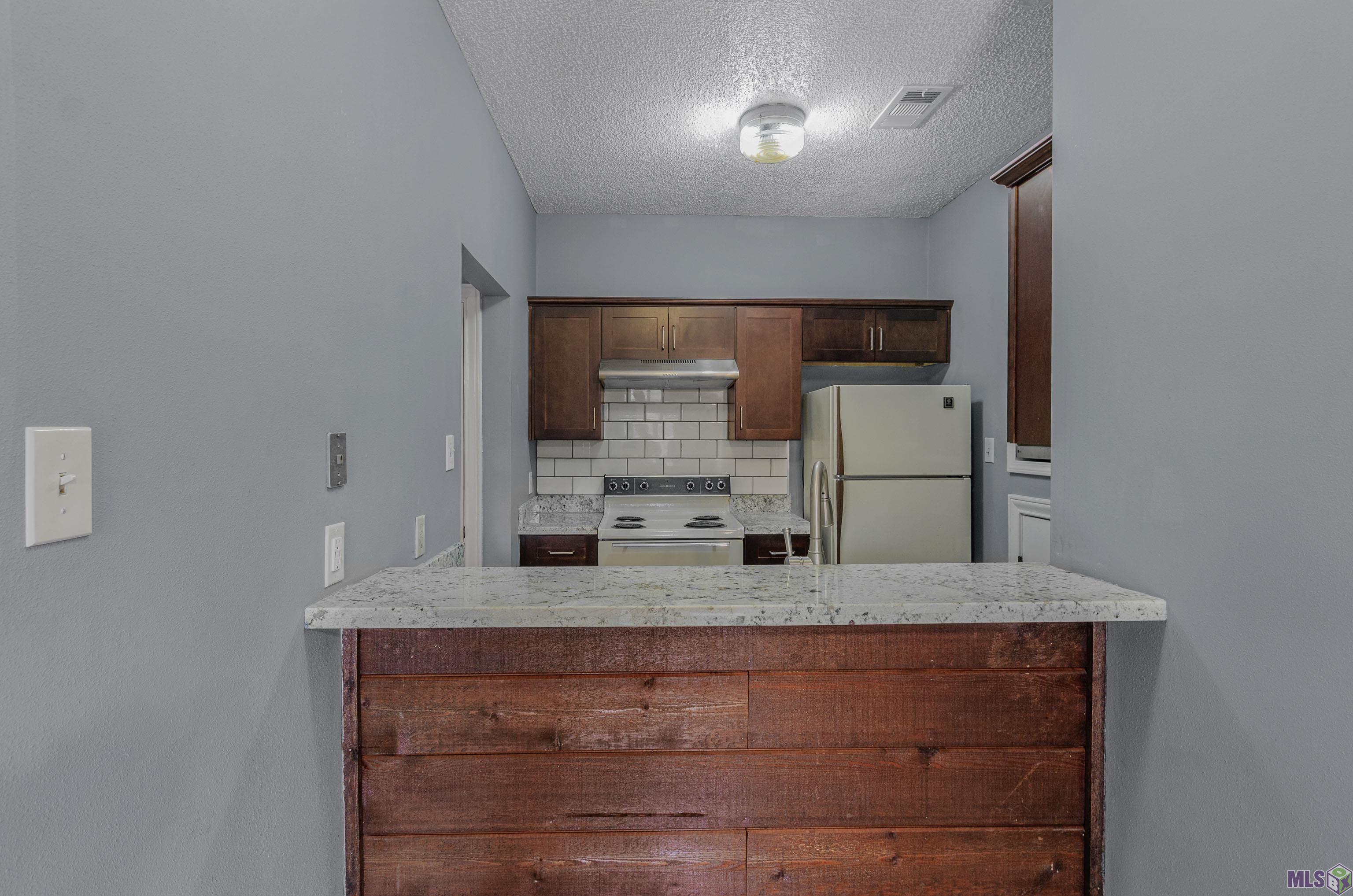 13754 Kenner Avenue, Unit D Baton Rouge, LA 70810 - Photo 5 of 12