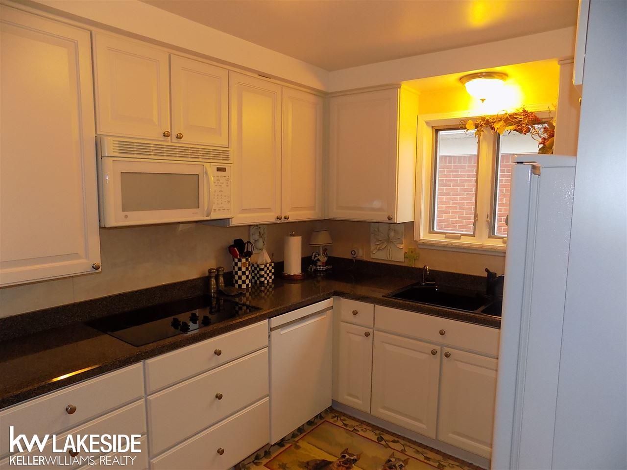 8484 Potomac Center Line, MI 48015 - Photo 10 of 26 Gallery Image 10