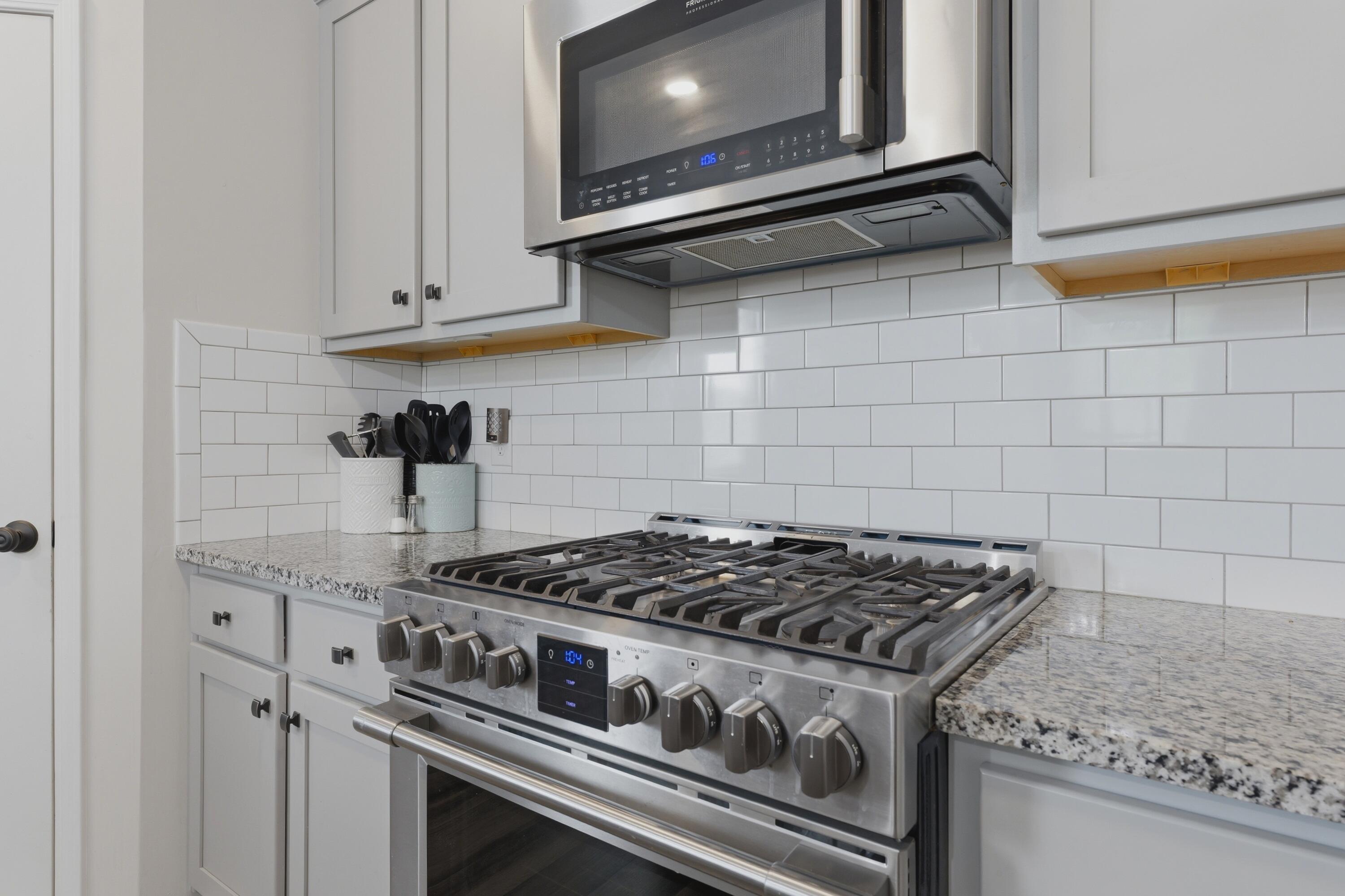 342 Knawl Road Moncks Corner, SC 29461 - Photo 5 of 50 Top end Gas Range