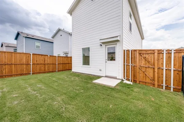 $1,890 | 12101 Morgan Drive, Providence Village, TX 76227