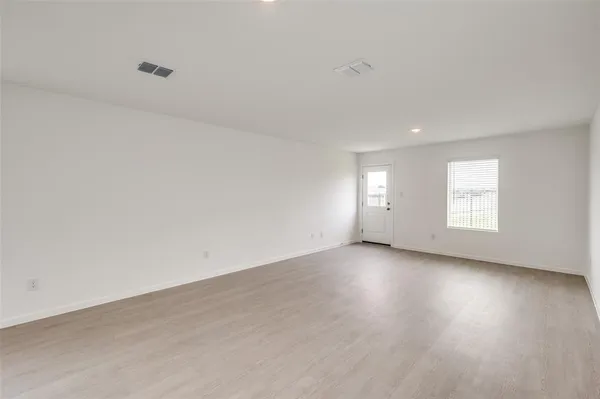 $1,890 | 12101 Morgan Drive, Providence Village, TX 76227