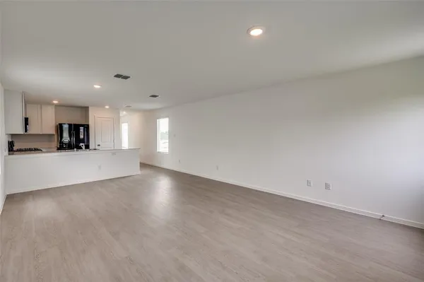 $1,890 | 12101 Morgan Drive, Providence Village, TX 76227