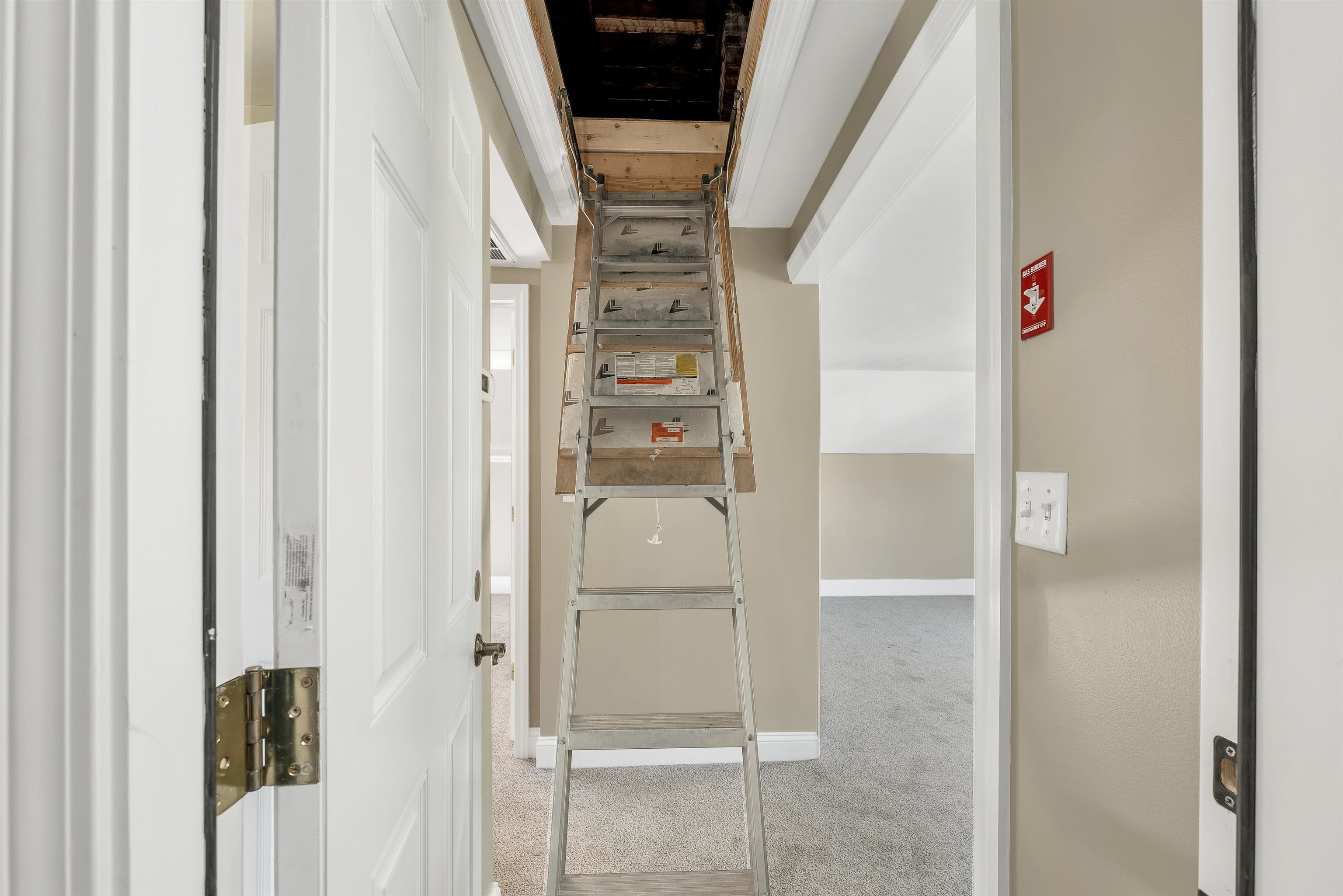 16 Brook Street Derry, NH 03038 - Photo 56 of 60