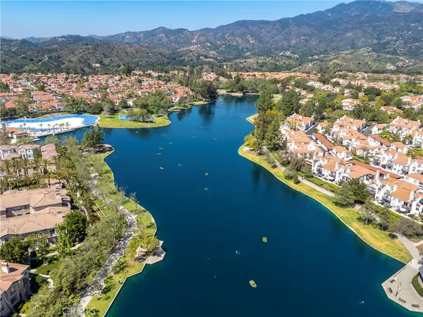 $699,900 | 13 Milkwood, Unit 111, Rancho Santa Margarita, CA 92688