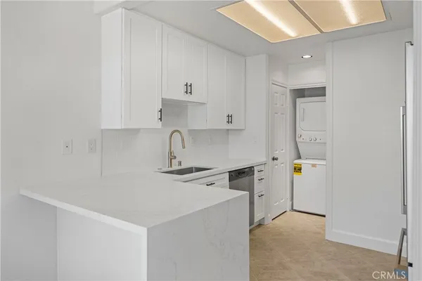 $699,900 | 13 Milkwood, Unit 111, Rancho Santa Margarita, CA 92688
