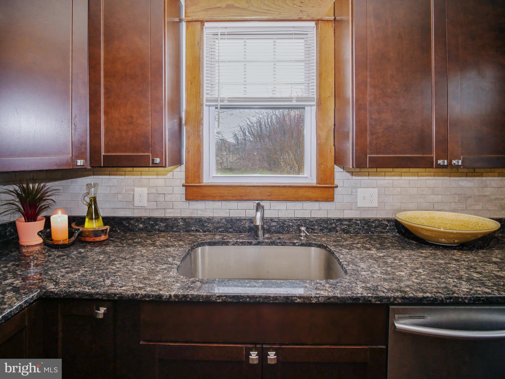 332 Crown Point Road Thorofare, NJ 08086 - Photo 18 of 36 Kitchen