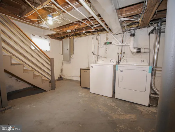 $2,250 | 332 Crown Point Road, Thorofare, NJ 08086