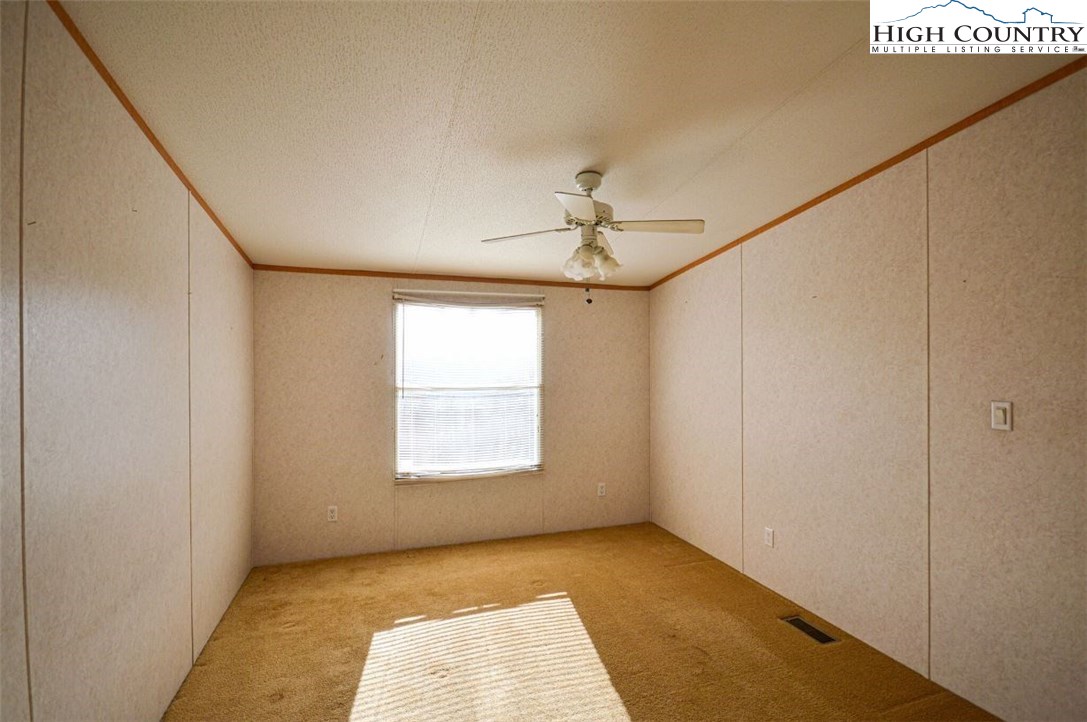 1034 Wards Branch Road Sugar Grove, NC 28679 - Photo 10 of 23 Gallery Image 10