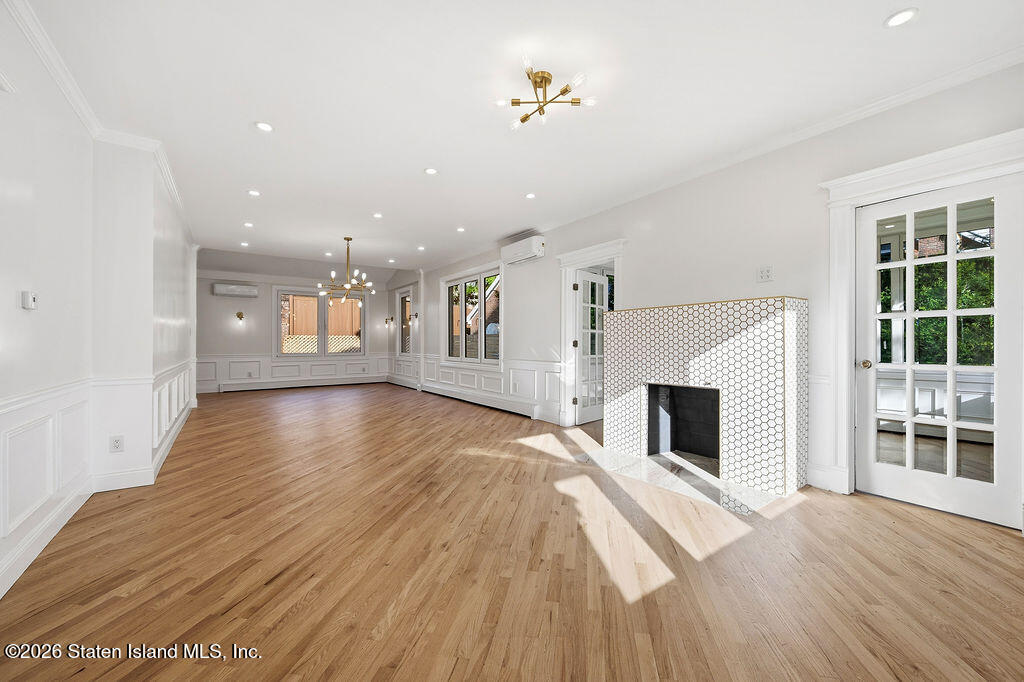 55 Wadsworth Road Staten Island, NY 10305 - Photo 8 of 47 55-wadsworth-rd-8