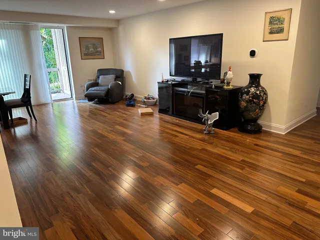 $3,750 | 1637 Oakwood Drive, Unit CONDO 101, Penn Valley, PA 19072