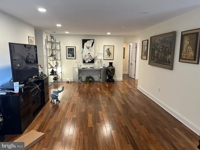 $3,750 | 1637 Oakwood Drive, Unit CONDO 101, Penn Valley, PA 19072