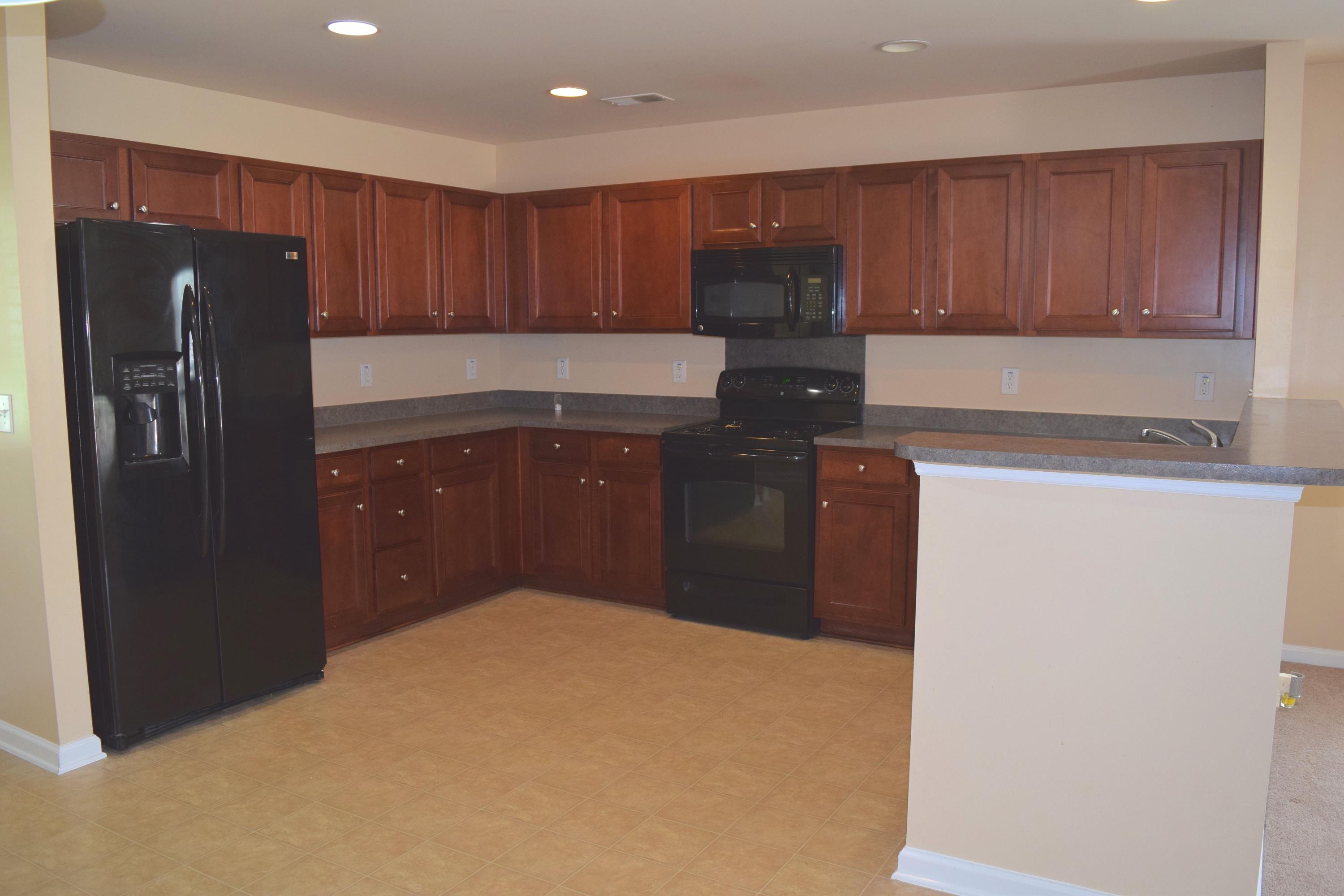 331 Briarbend Road Goose Creek, SC 29445 - Photo 5 of 18 Kitchen