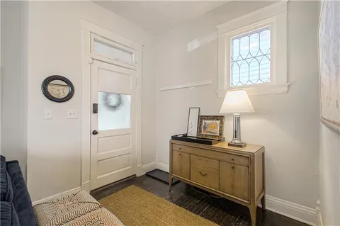 $289,000 | 4217 Oak Street, Kansas City, MO 64111