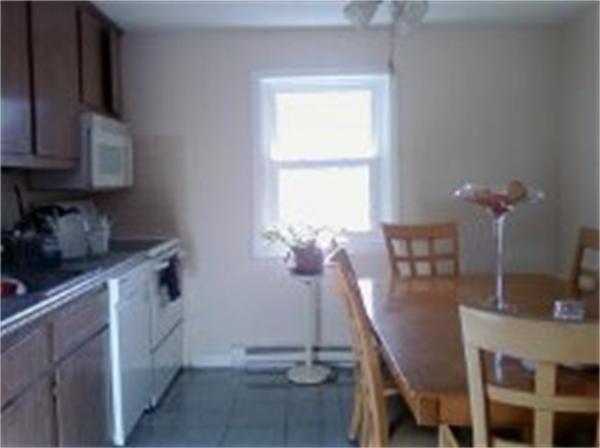 26 Burnap Road, Unit 5 Holliston, MA 01746 - Photo 3 of 4 Gallery Image 3