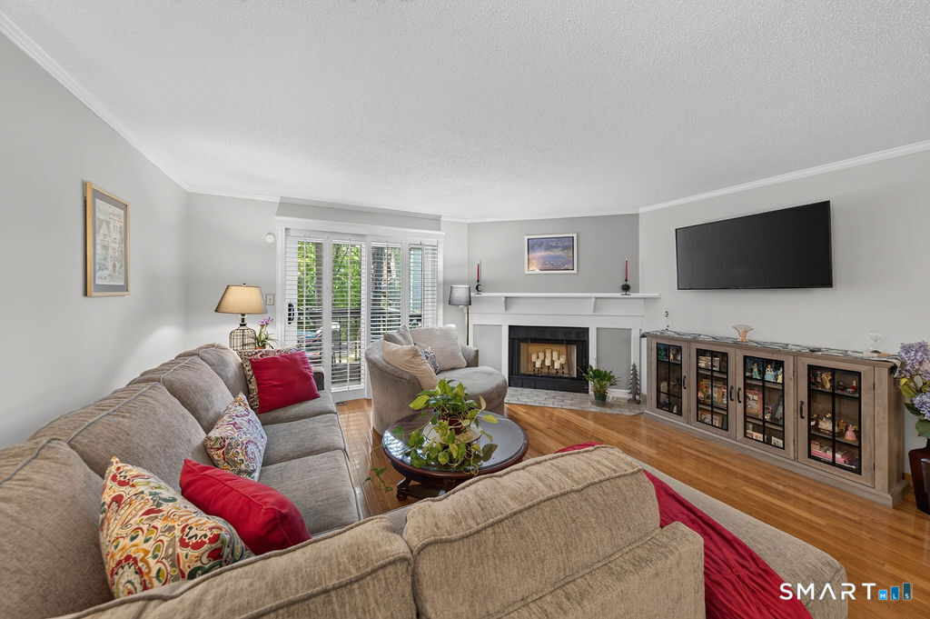 40 Foxon Hill Road, Unit L47 New Haven, CT 06513 - Photo 3 of 30