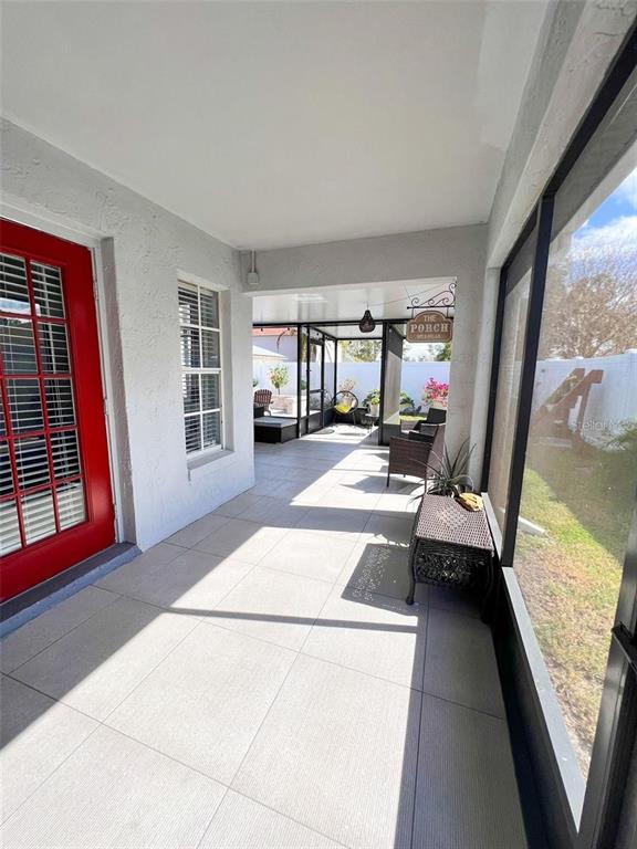 307 Diamond Ridge Boulevard Auburndale, FL 33823 - Photo 20 of 31 a living room with furniture and a window
