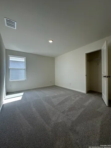 $2,225 | 7725 Fox View, San Antonio, TX 78252