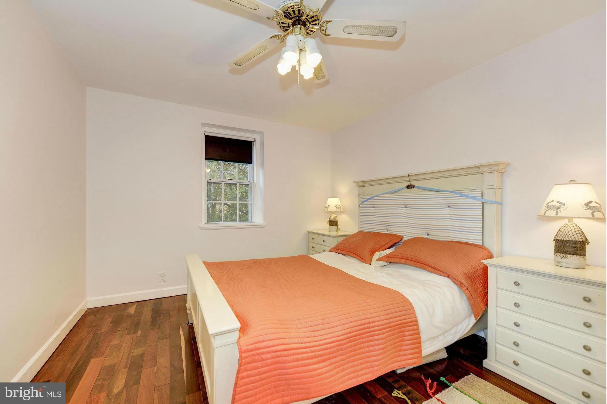 4904 29th Road South, Unit C2 Arlington, VA 22206 - Photo 11 of 24 The master bedroom with pleasing view