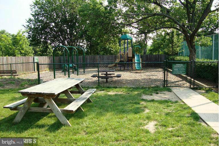 4904 29th Road South, Unit C2 Arlington, VA 22206 - Photo 23 of 24 Tot Lot and Picnic Area