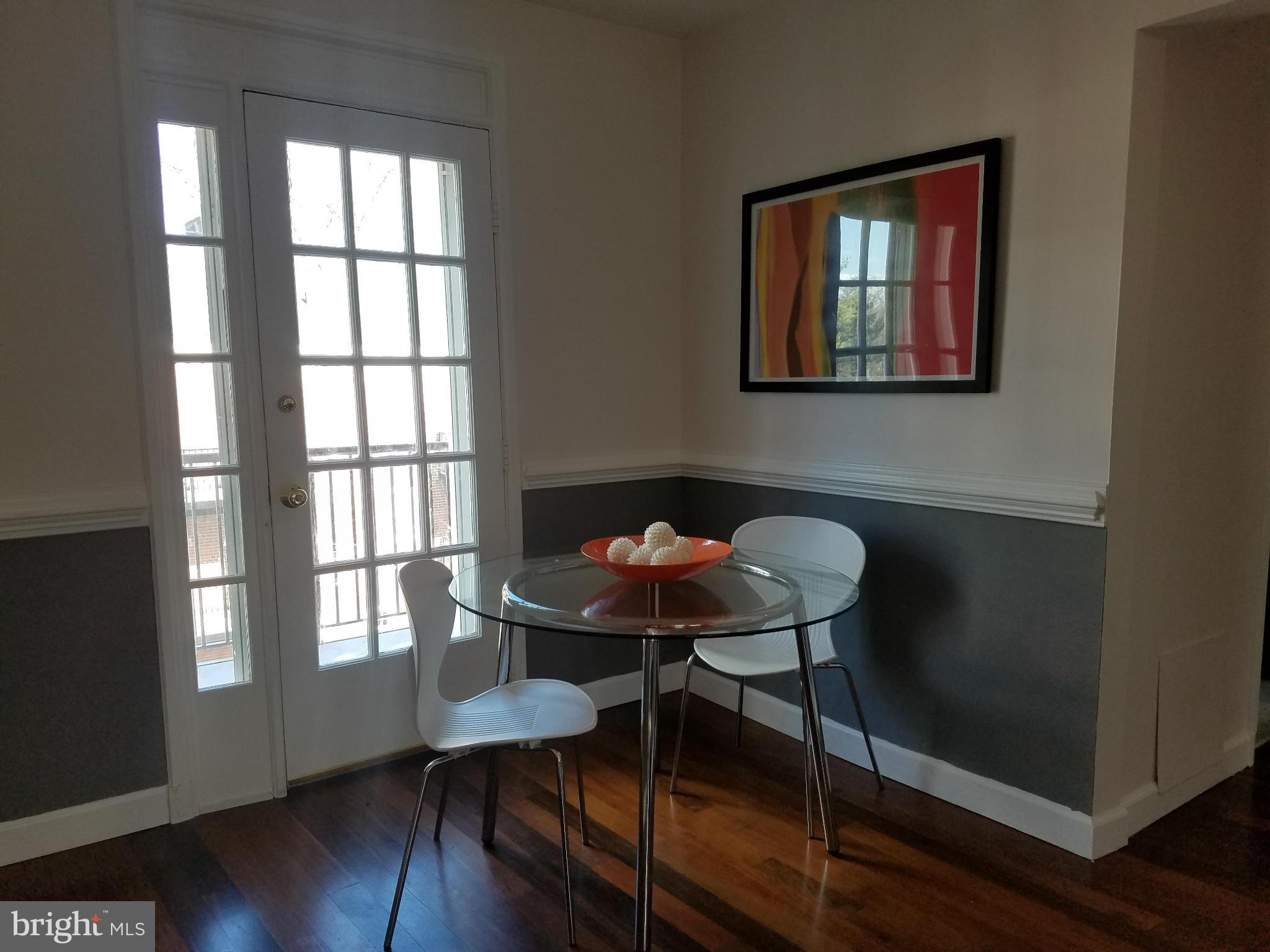 4904 29th Road South, Unit C2 Arlington, VA 22206 - Photo 10 of 24 Note the trim and elegant two-tone paint job