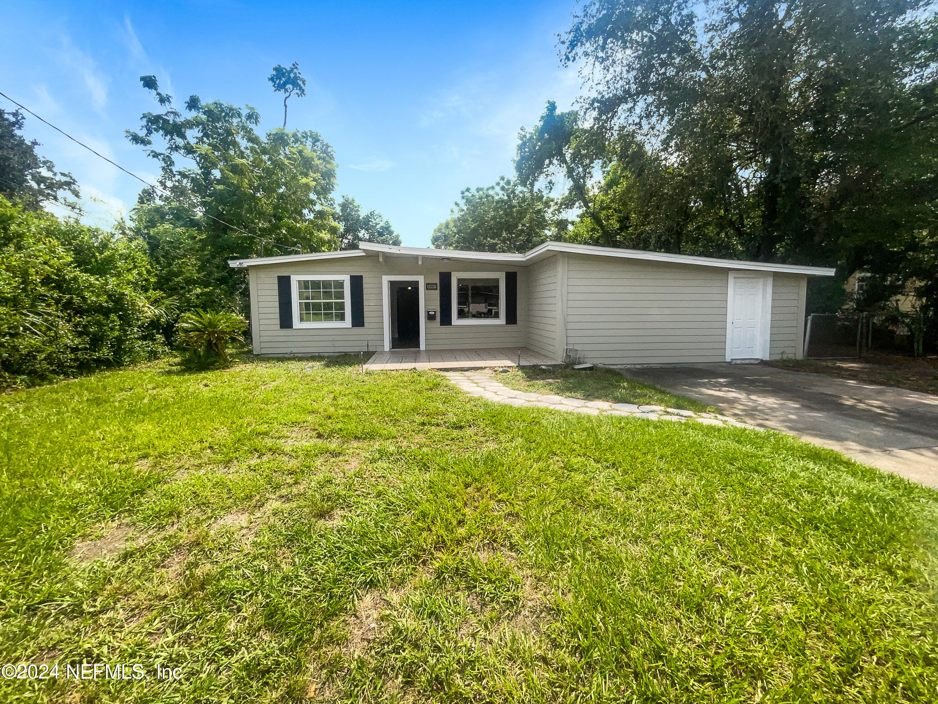 2527 Abercorn Road Jacksonville, FL 32211 - Photo 1 of 15 listing_0