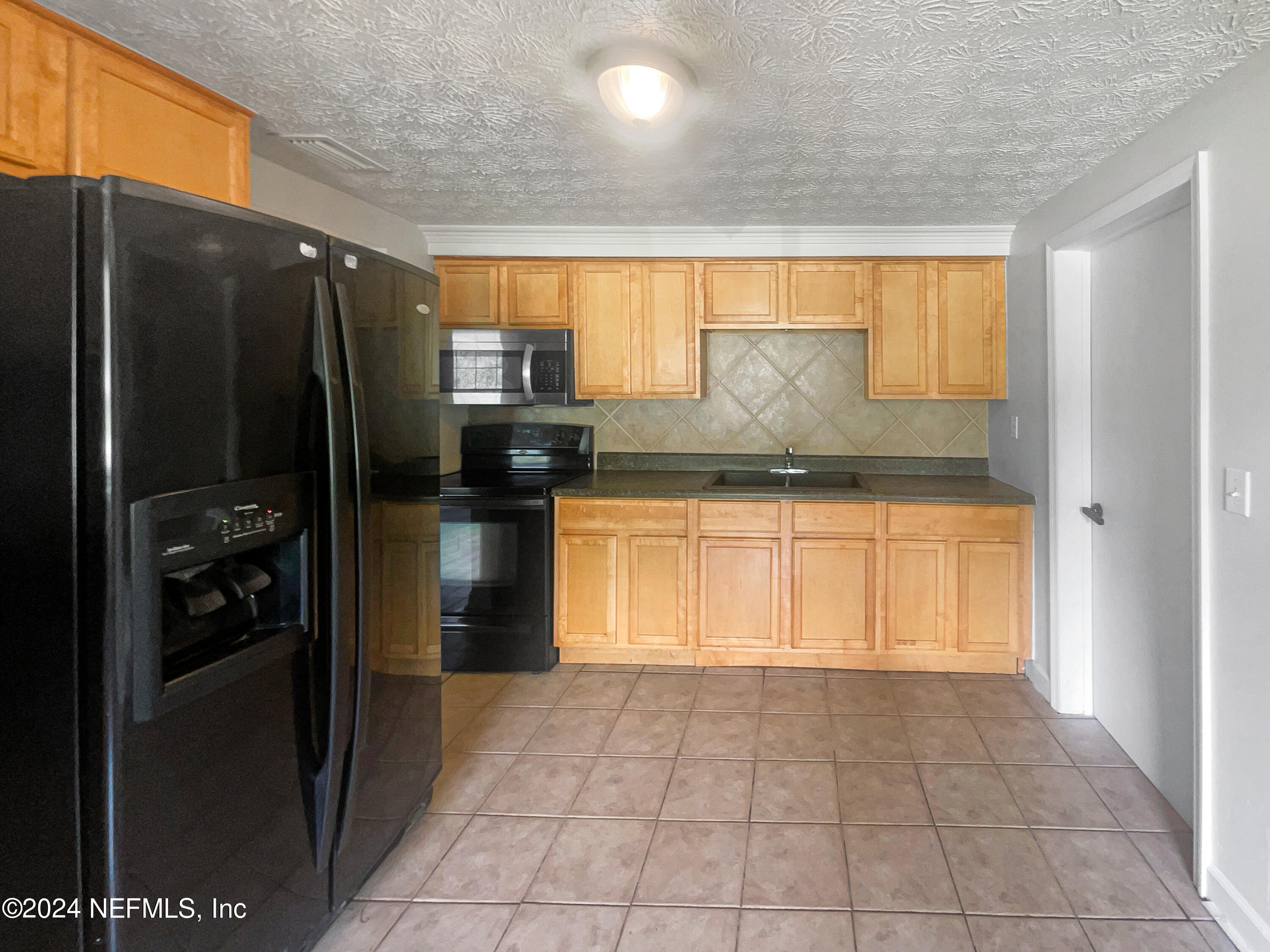 2527 Abercorn Road Jacksonville, FL 32211 - Photo 2 of 15 listing_1