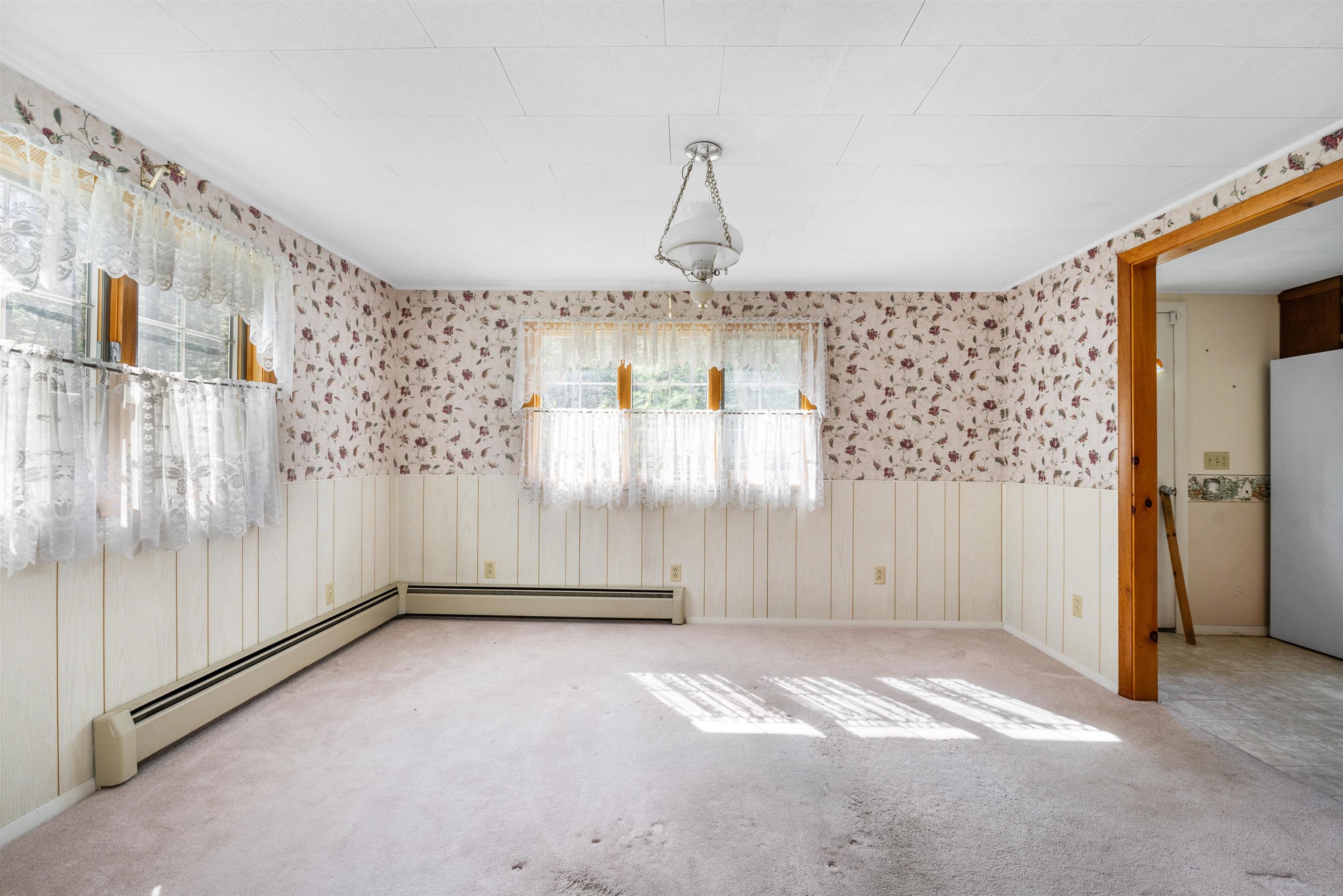 413 Lancaster Road Northumberland, NH 03582 - Photo 12 of 45