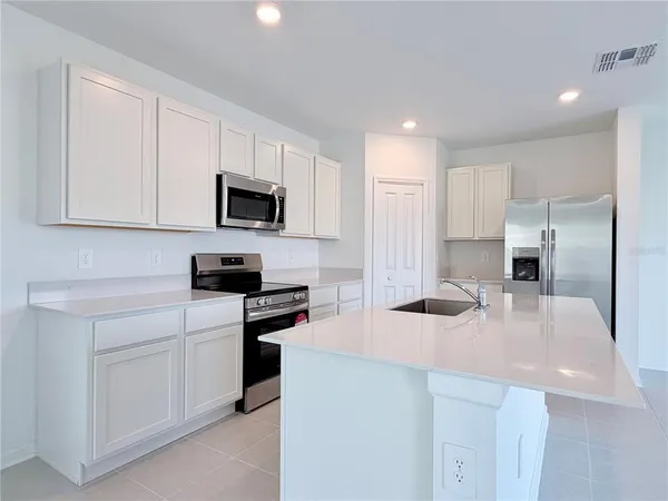 $2,050 | 3139 Totem Road, Eagle Lake, FL 33839