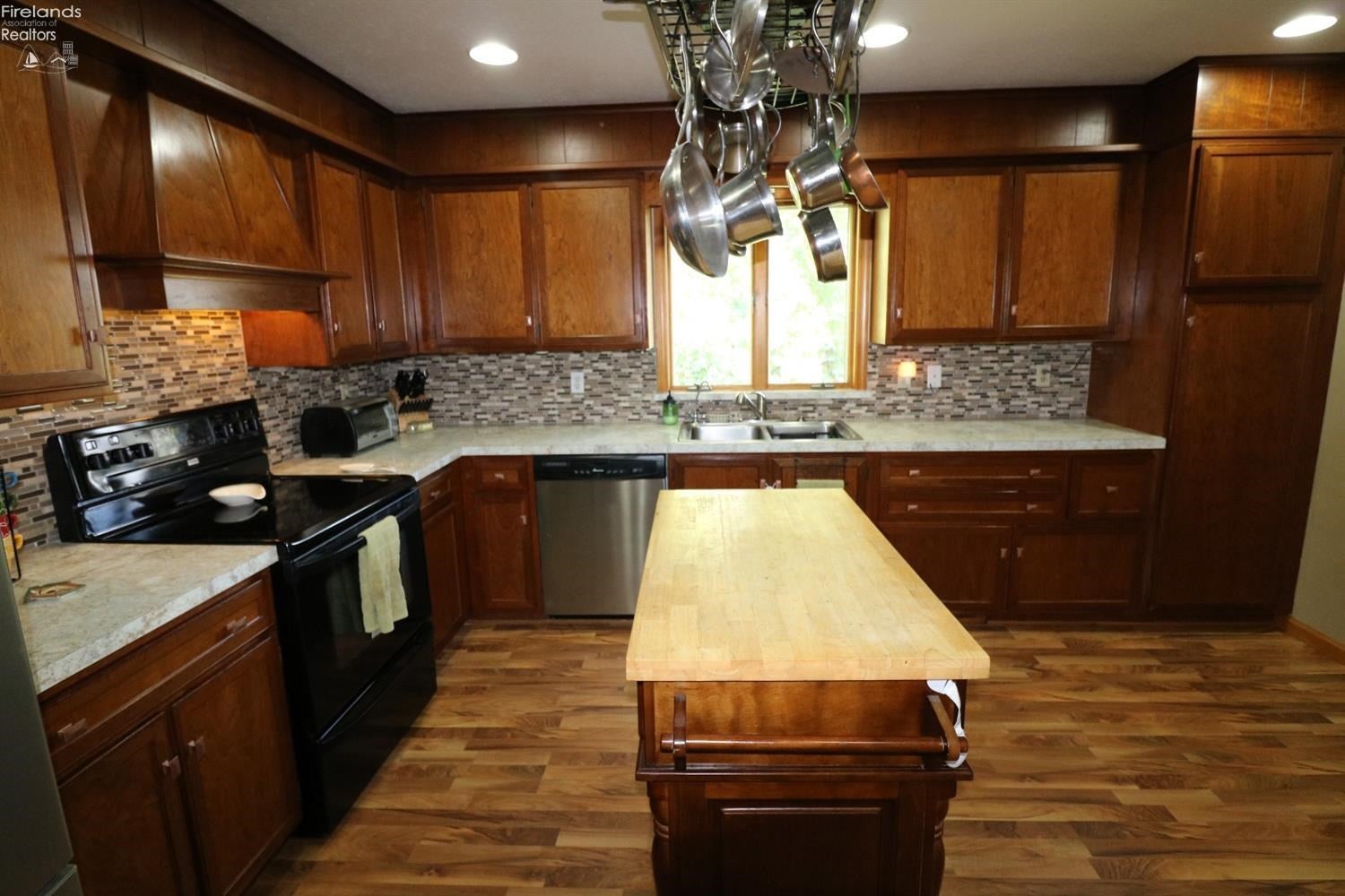 1198 State Rte 61 Norwalk, OH 44857 - Photo 5 of 10 Gallery Image 5