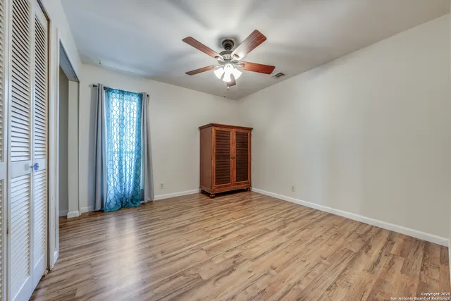 $2,350 | 13739 Wood Point, San Antonio, TX 78231