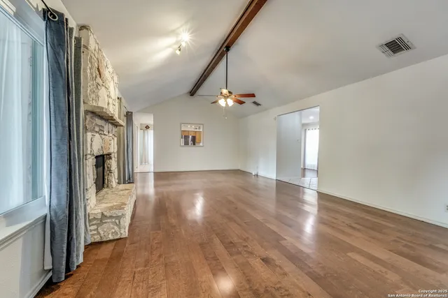 $2,350 | 13739 Wood Point, San Antonio, TX 78231