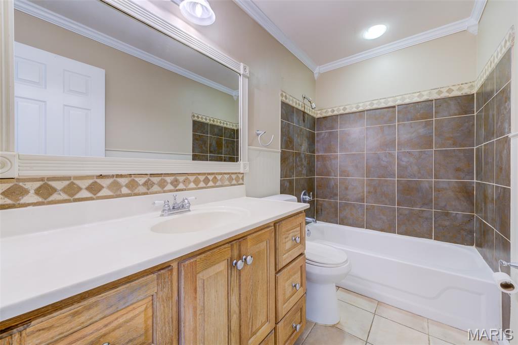 343 Turfwood Drive Ballwin, MO 63021 - Photo 32 of 67