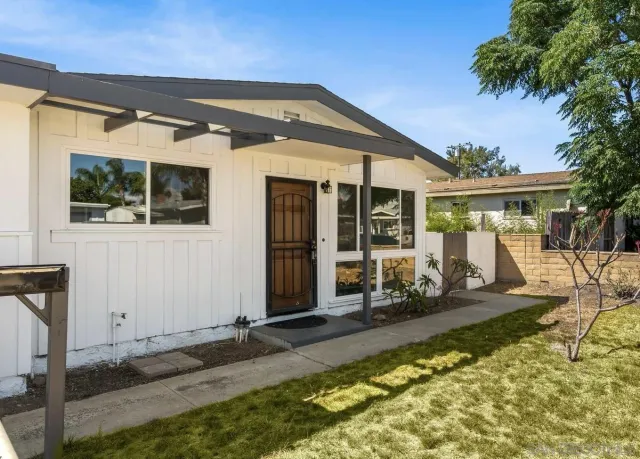 $950,000 | 4972 Ensign Street, San Diego, CA 92117