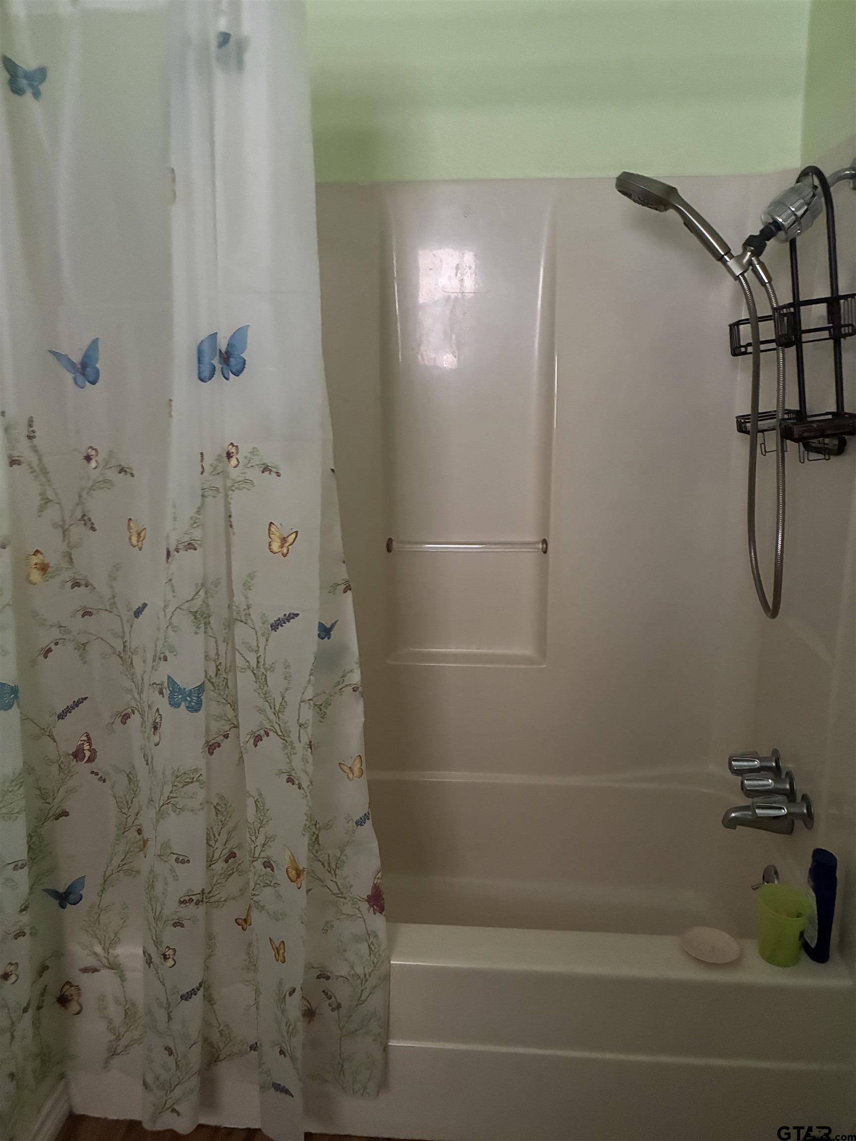 20519 Highway 69 Rusk, TX 75785 - Photo 9 of 20 a bathroom with a shower